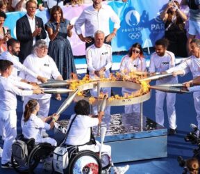 Le Chaudron Paralympique Allumé au Cœur de Paris : Une Cérémonie Inoubliable